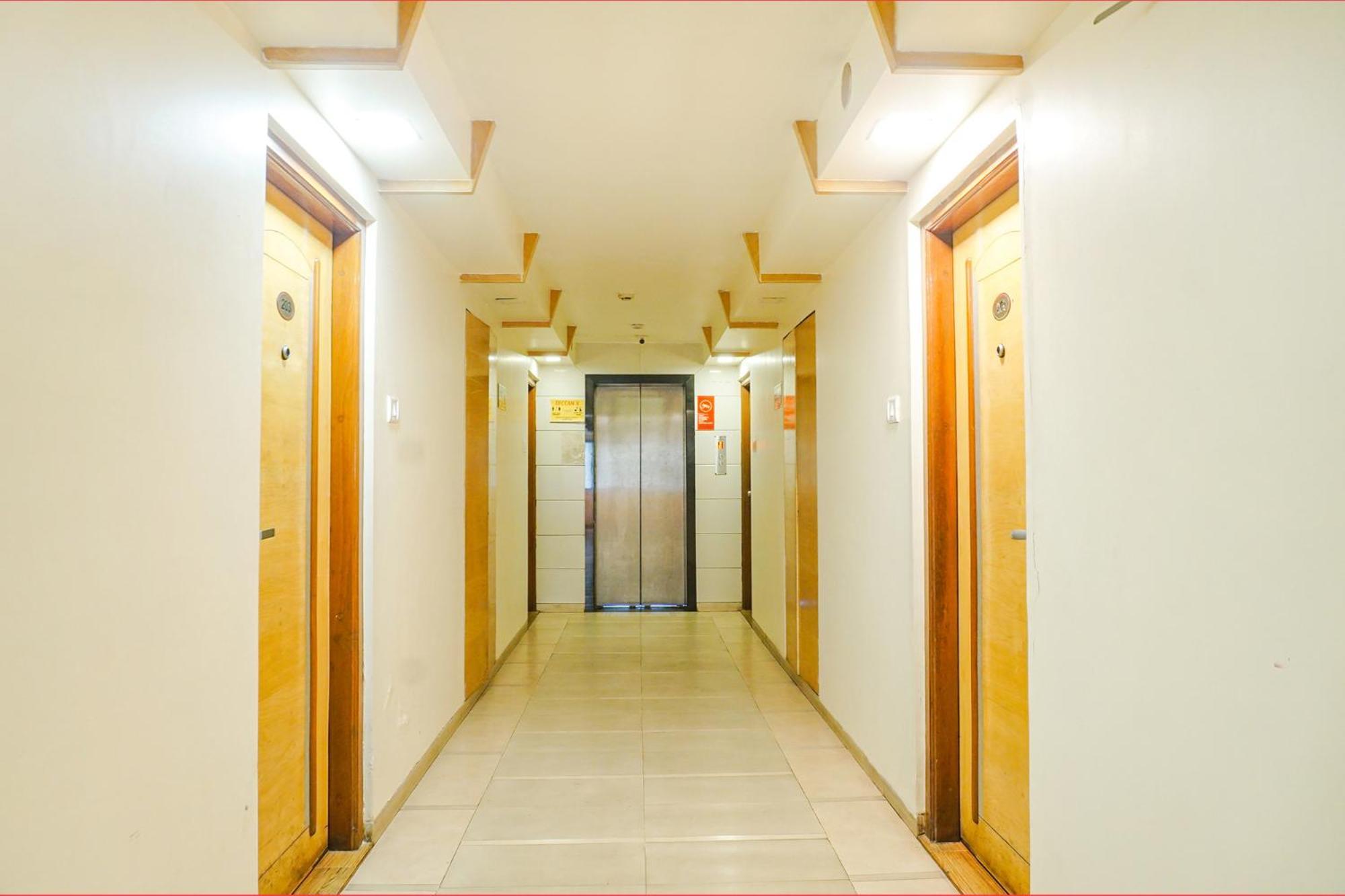 Fabhotel Prime Deccan 8 Pune Exteriör bild